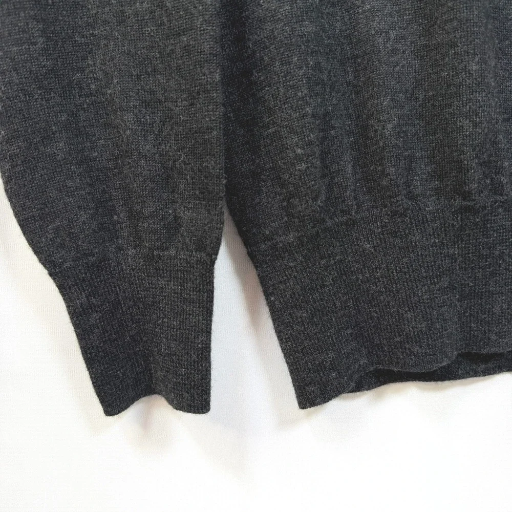 Alan Flusser Merino Wool Blend Sweater Mens L Charcoal Gray V-Neck Classic Knit